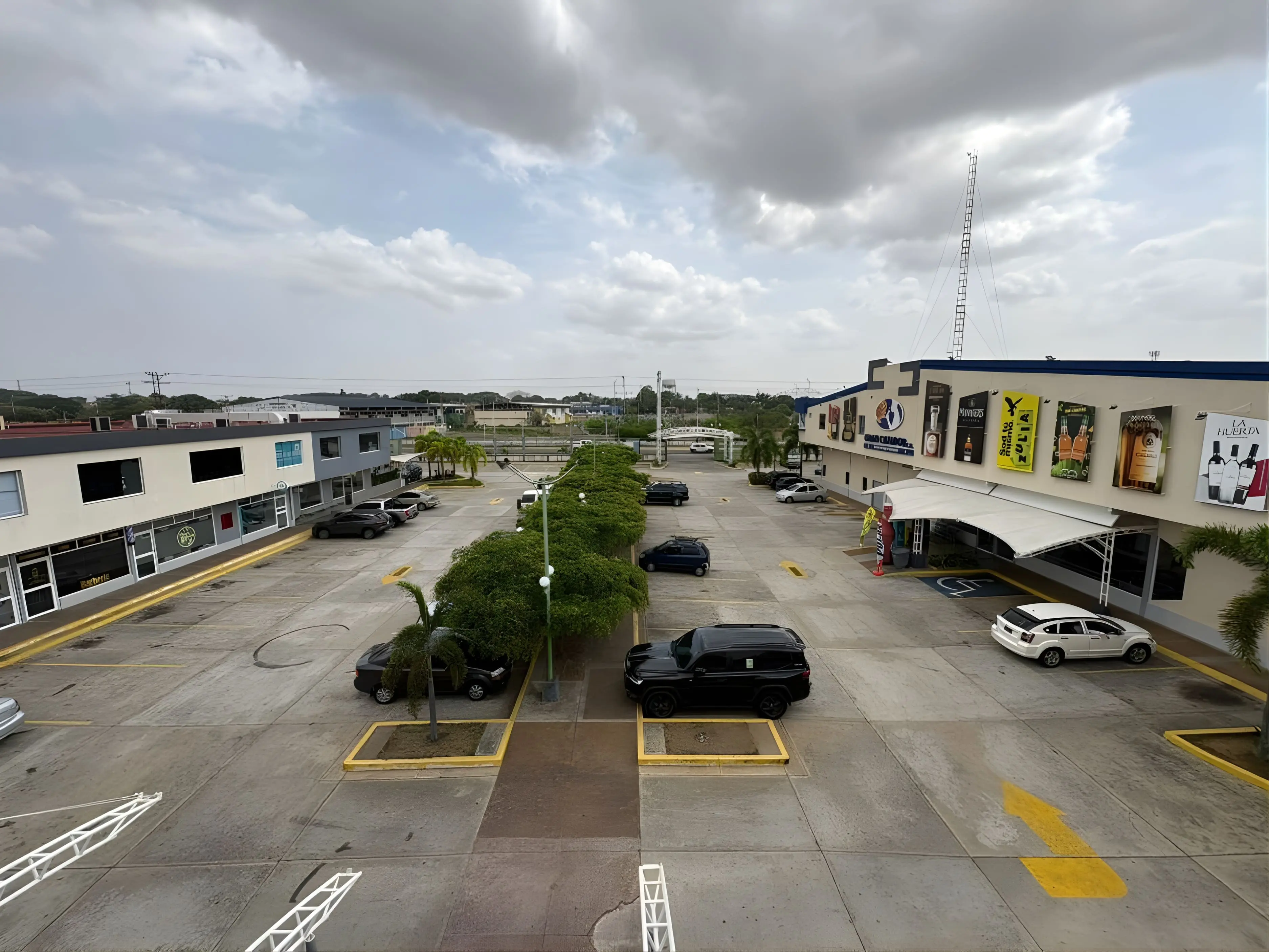 Centro Comercial Ciudad Catador — Vista principal